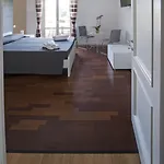 Vignola 4* Rom